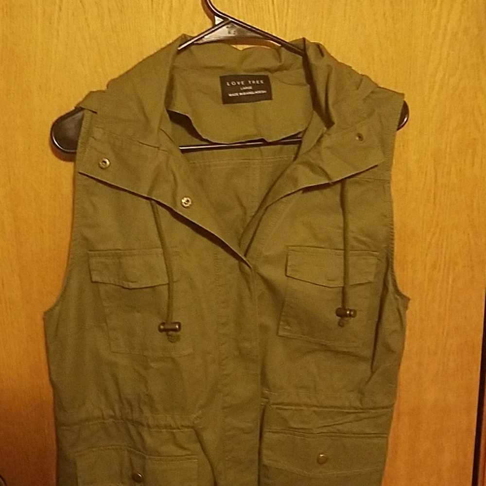 Army green utility vest